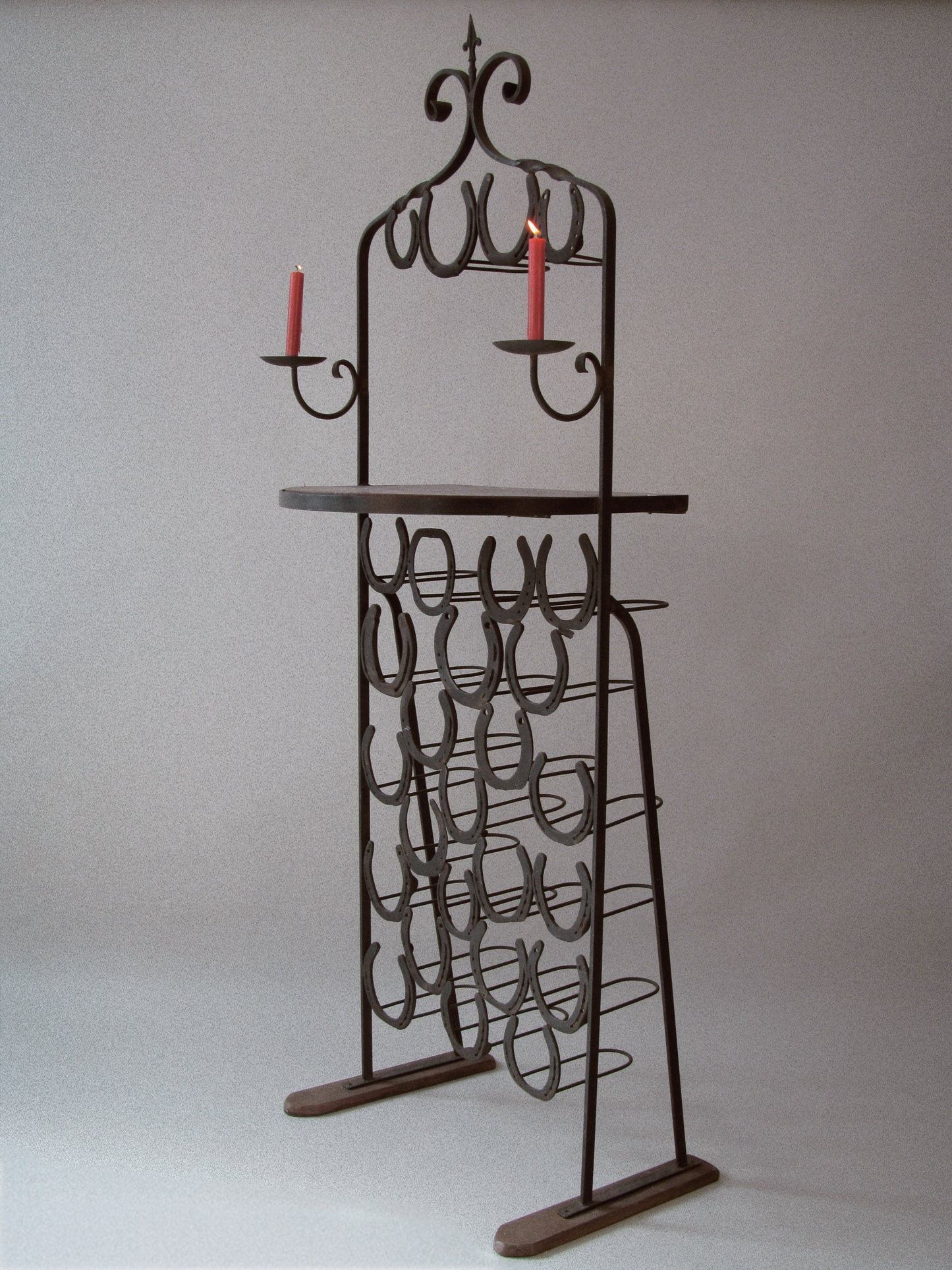 Horseshoe Winerack