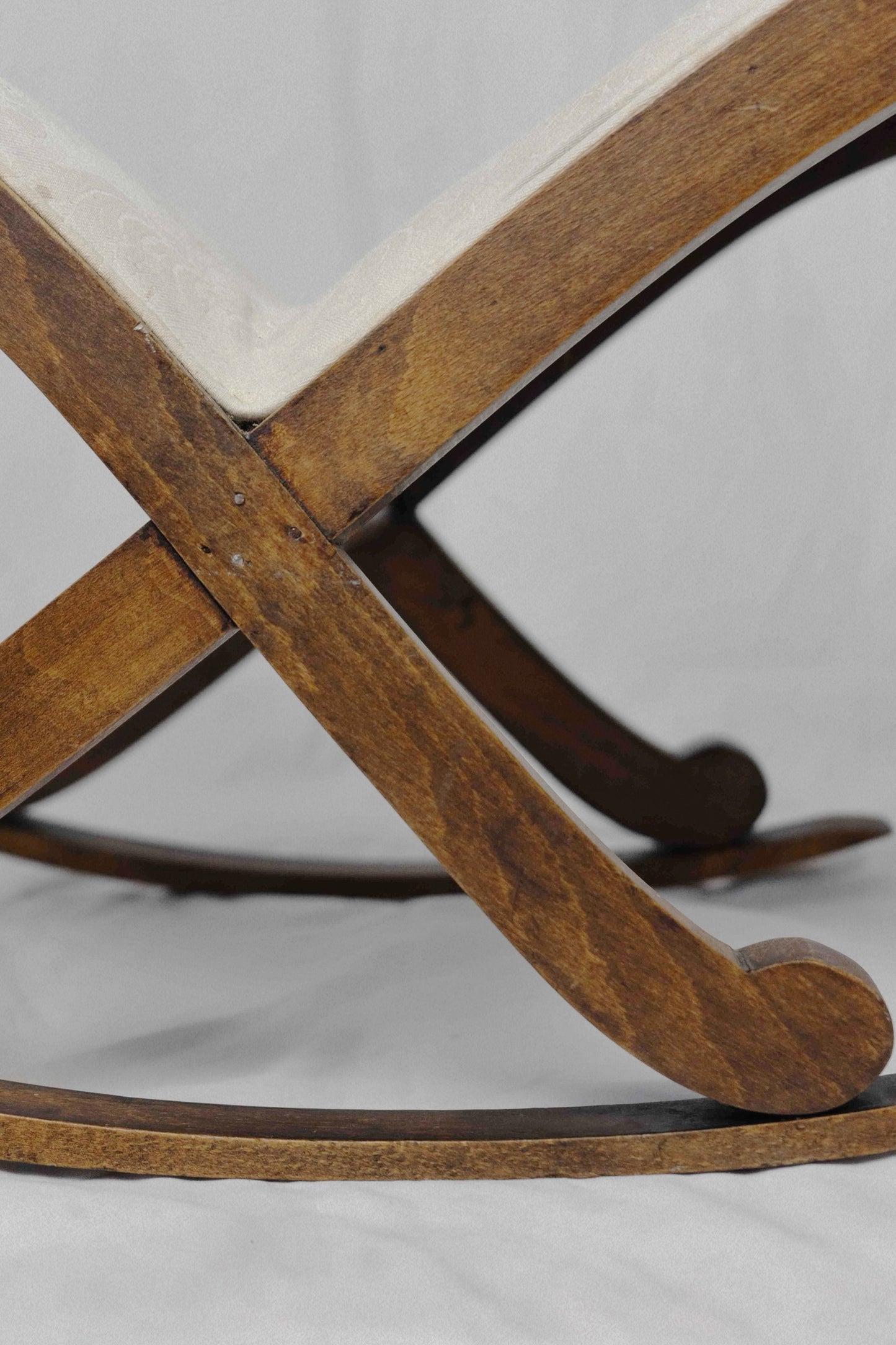 Gout Stool