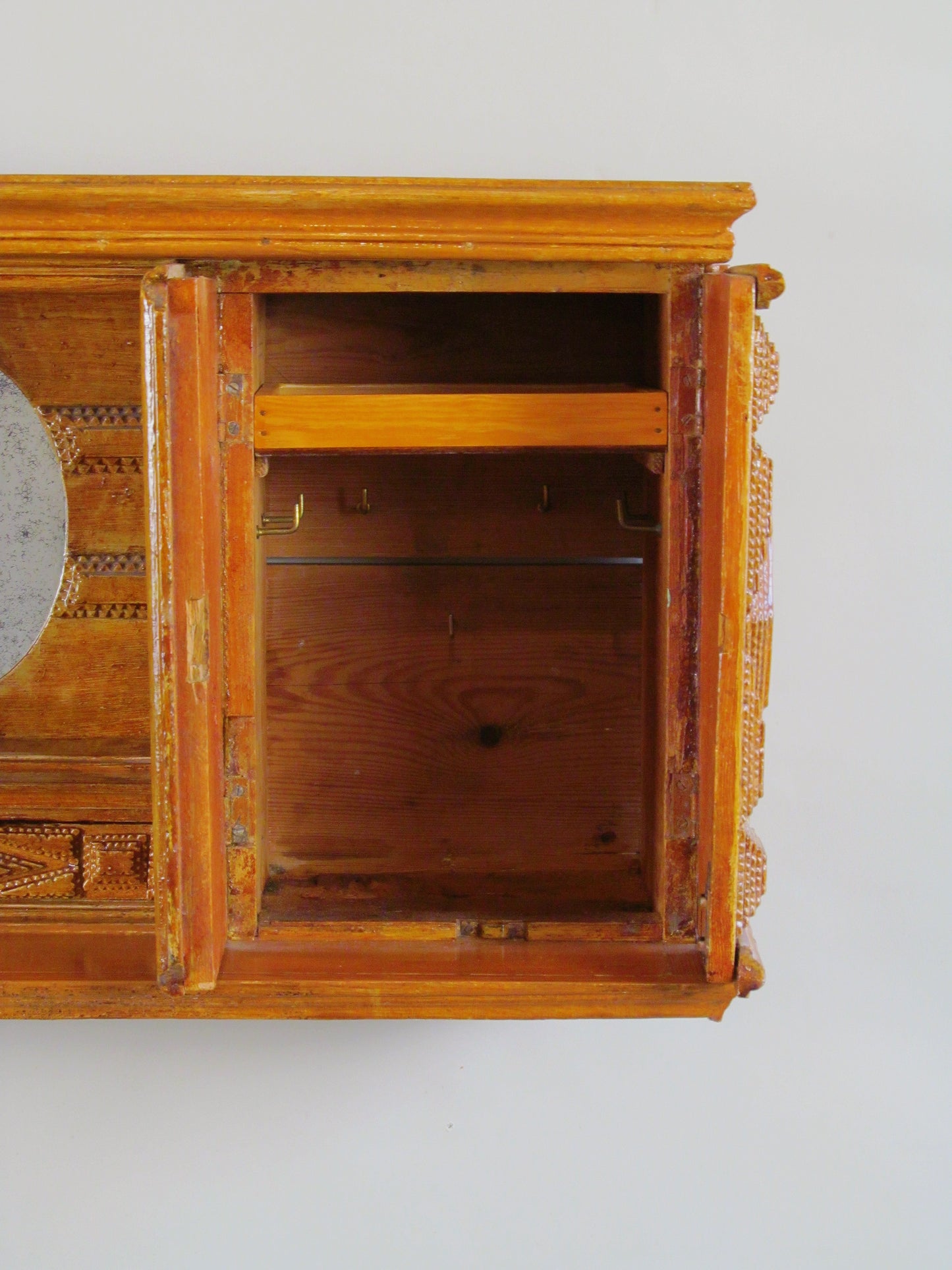 Tramp Art Wall Shelf 1890 - 1915