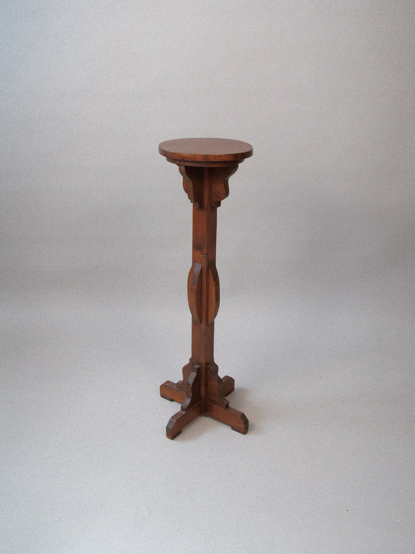 Arts & Crafts Plinth