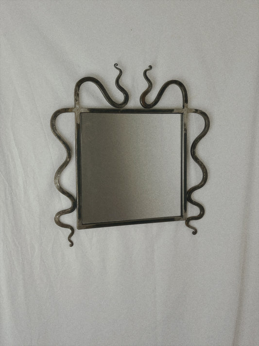 Medusa Mirror