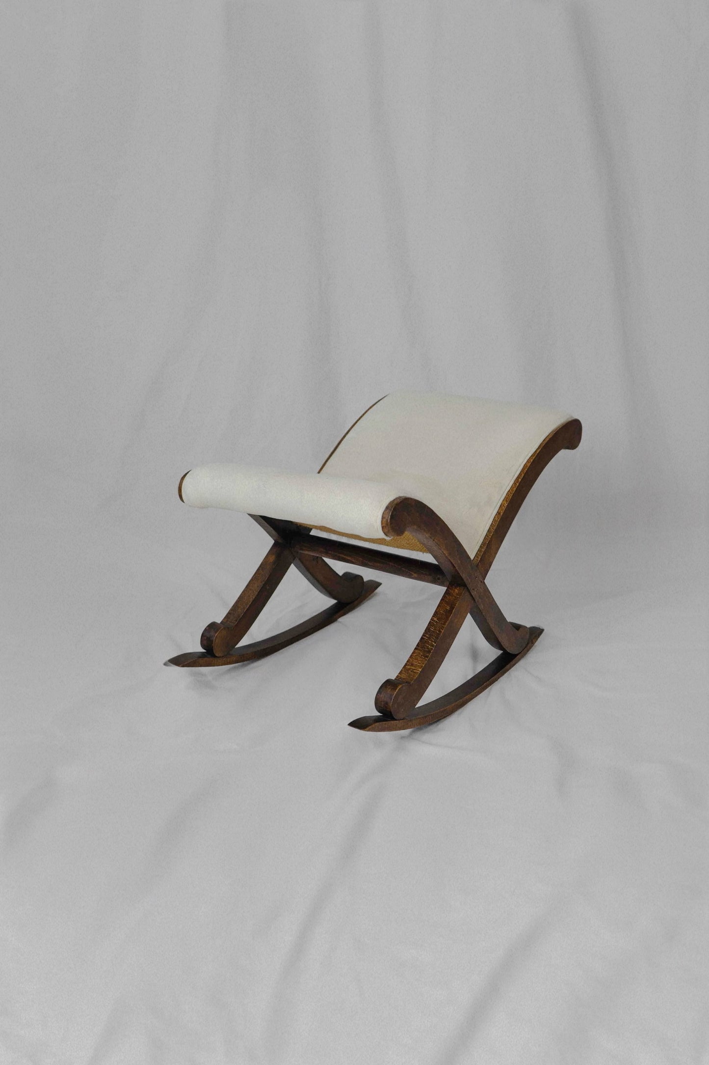 Gout Stool