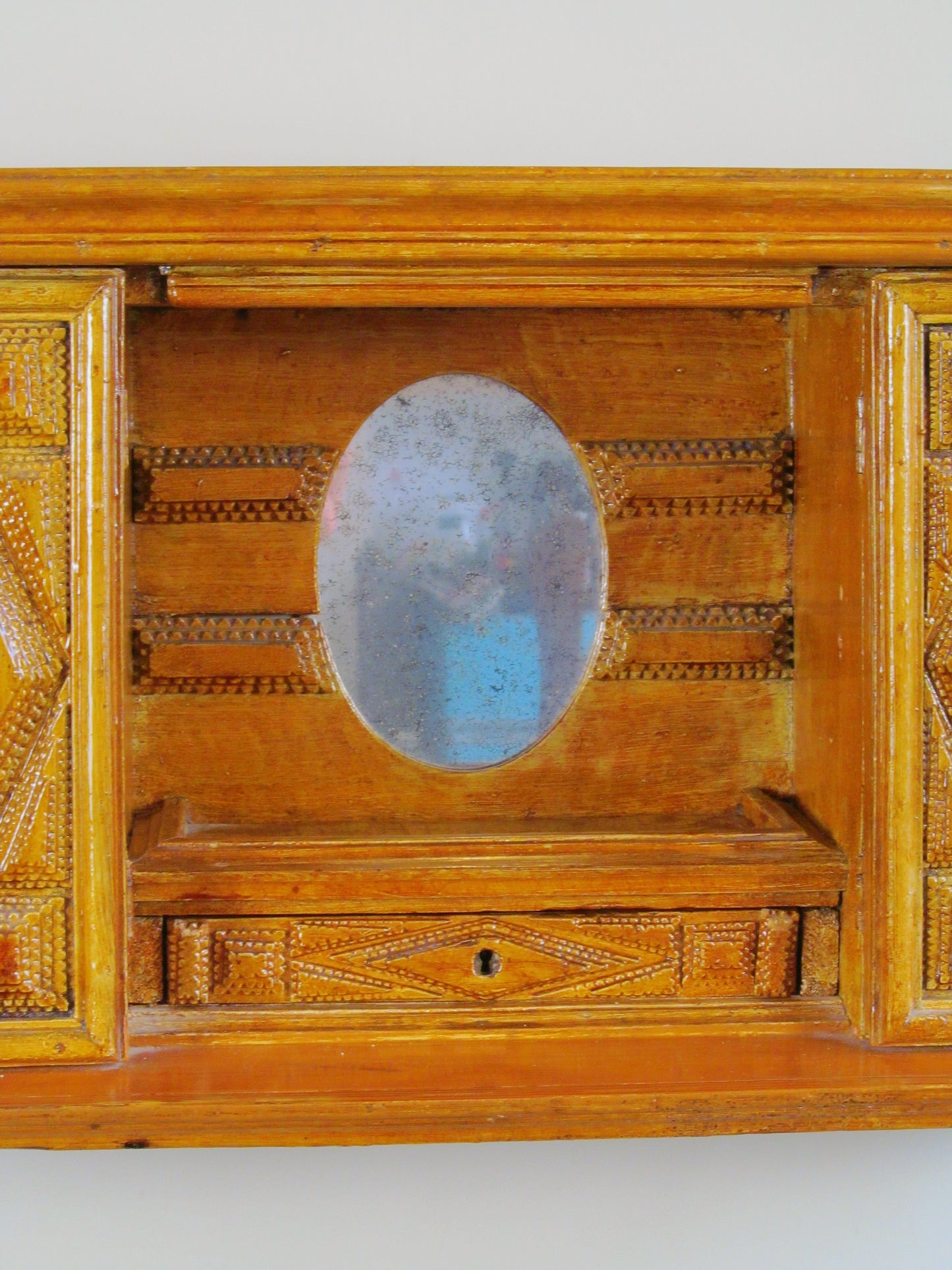 Tramp Art Wall Shelf 1890 - 1915