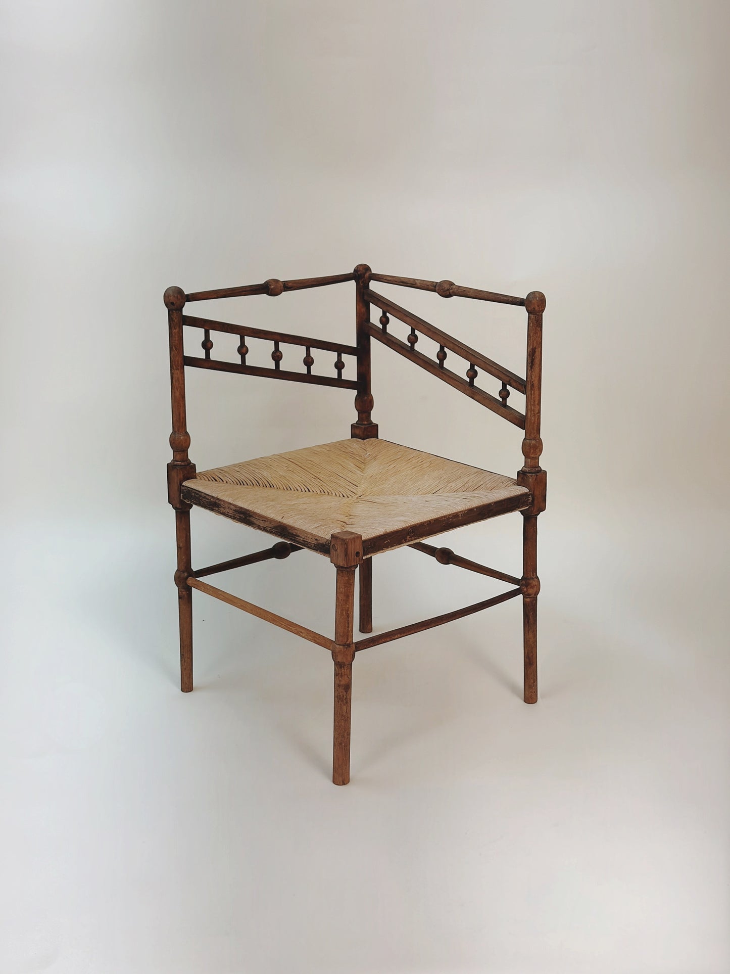 Arts & Crafts Corner Chair